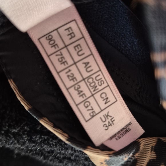 Agent Provocateur Animal Print Sheer Bra - Picture 5 of 7